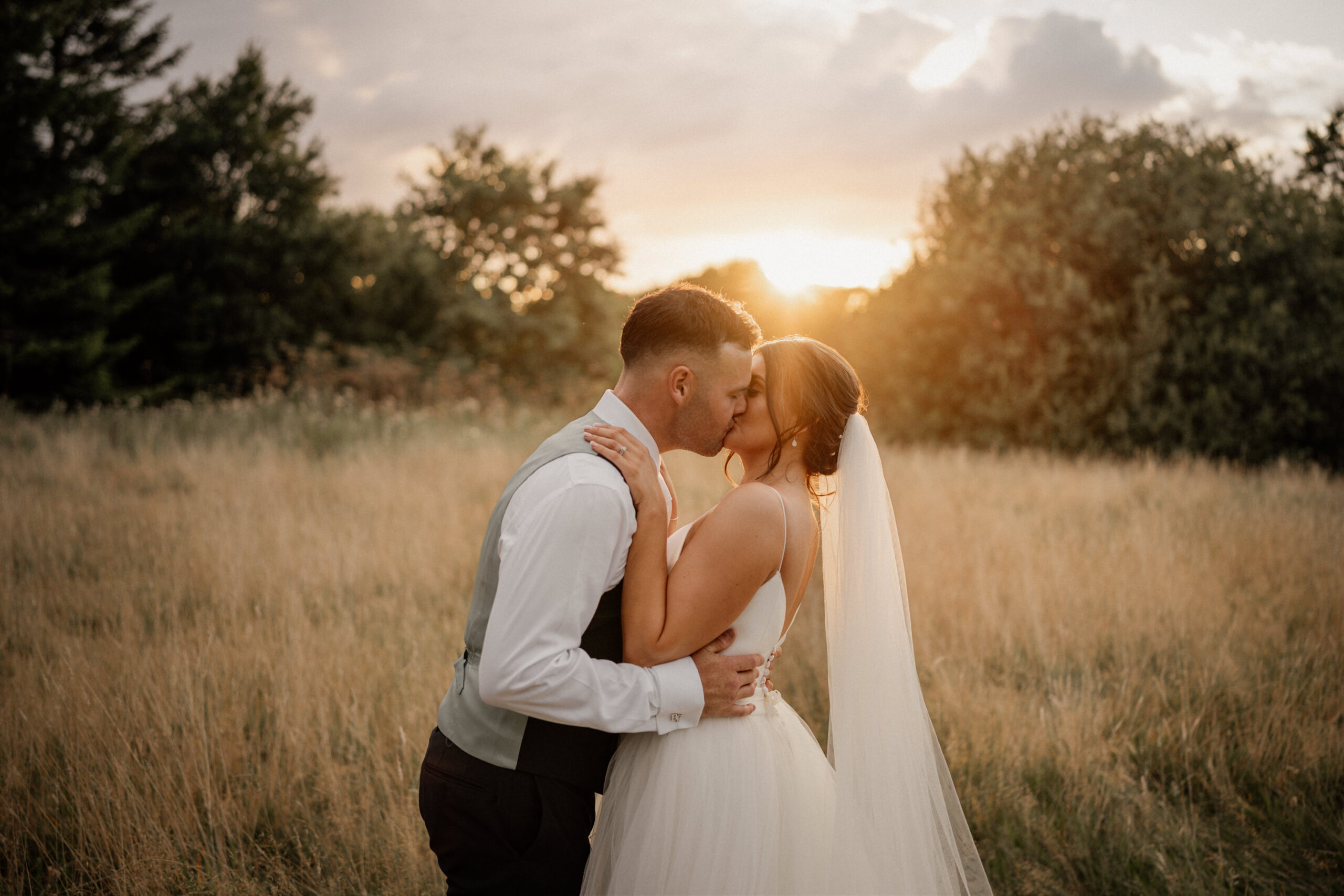 best wedding photographs of 2022 at sunset